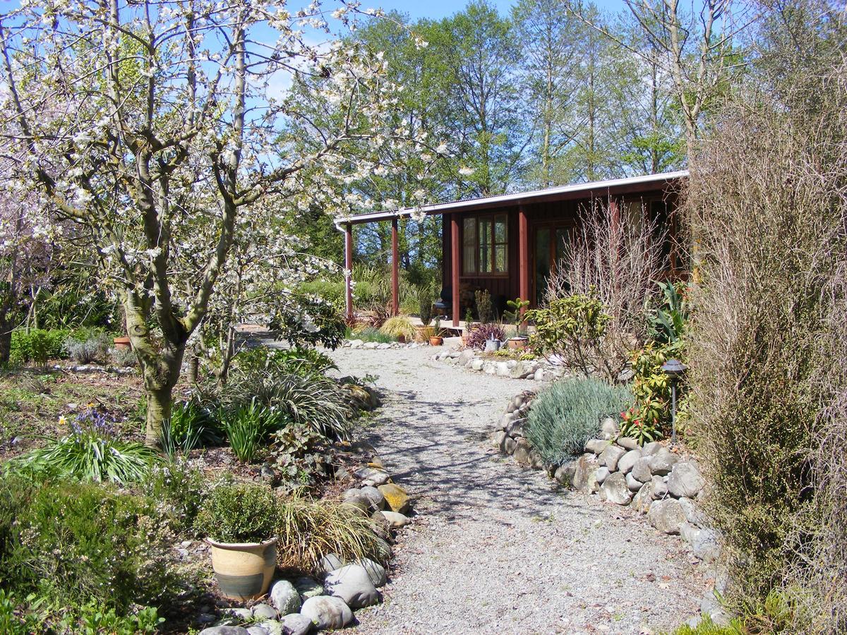 Orari Cottage Exterior photo